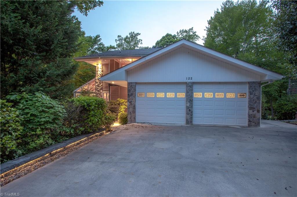122 Mountain Harbor DR, Lexington, NC 27292