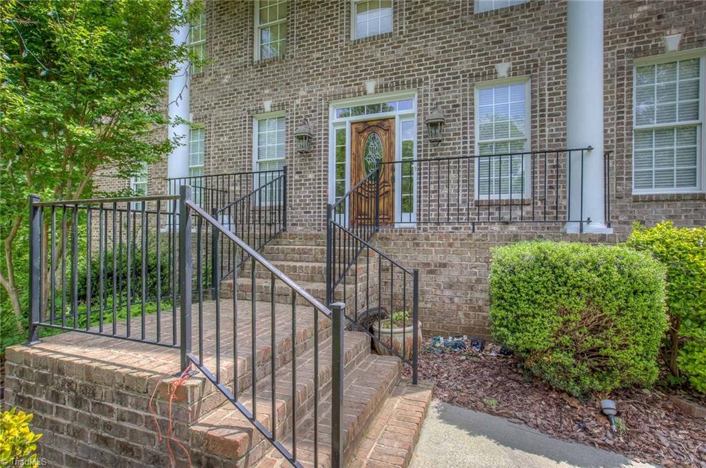 5924 Tarleton Drive, Oak Ridge, NC 27310