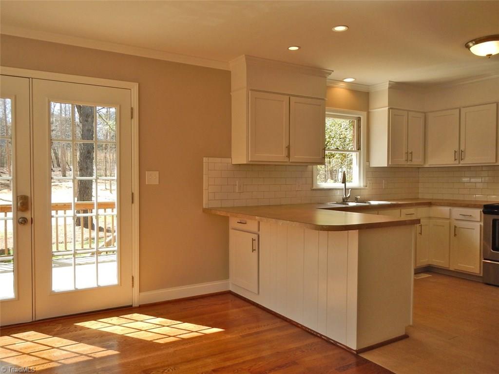 8007 Eastridge Road, Oak Ridge, NC 27310