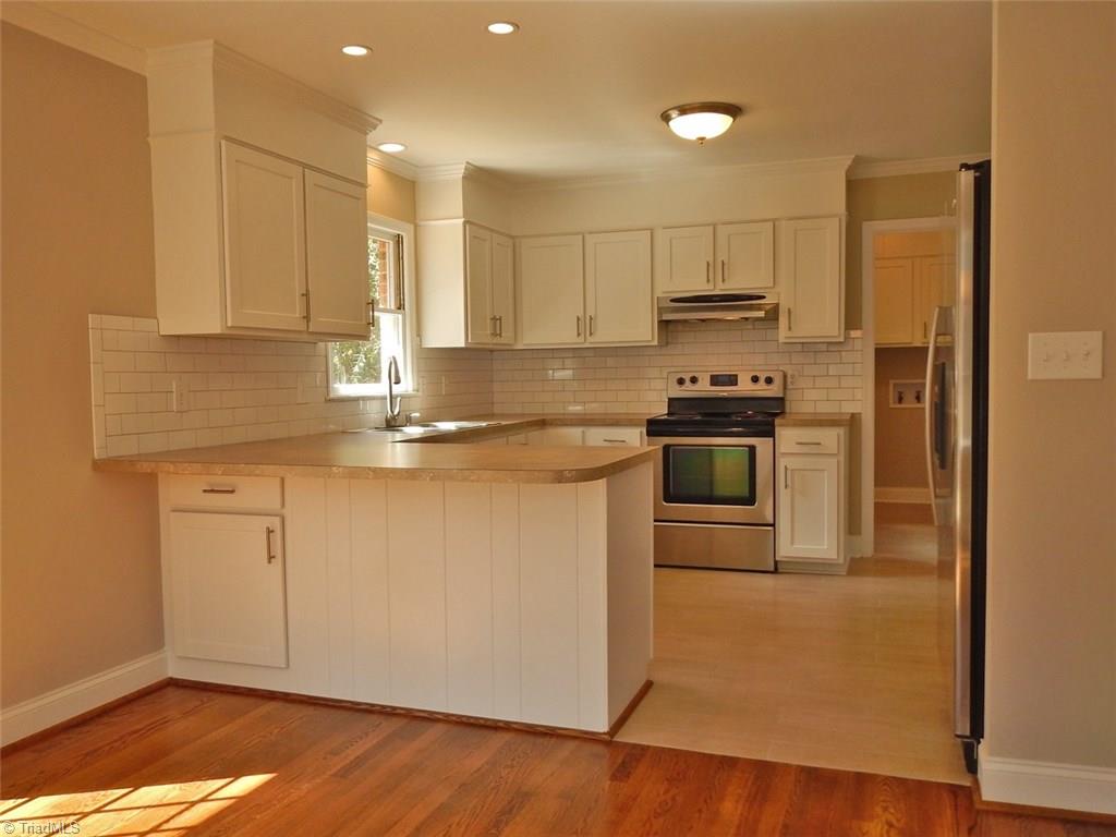 8007 Eastridge Road, Oak Ridge, NC 27310