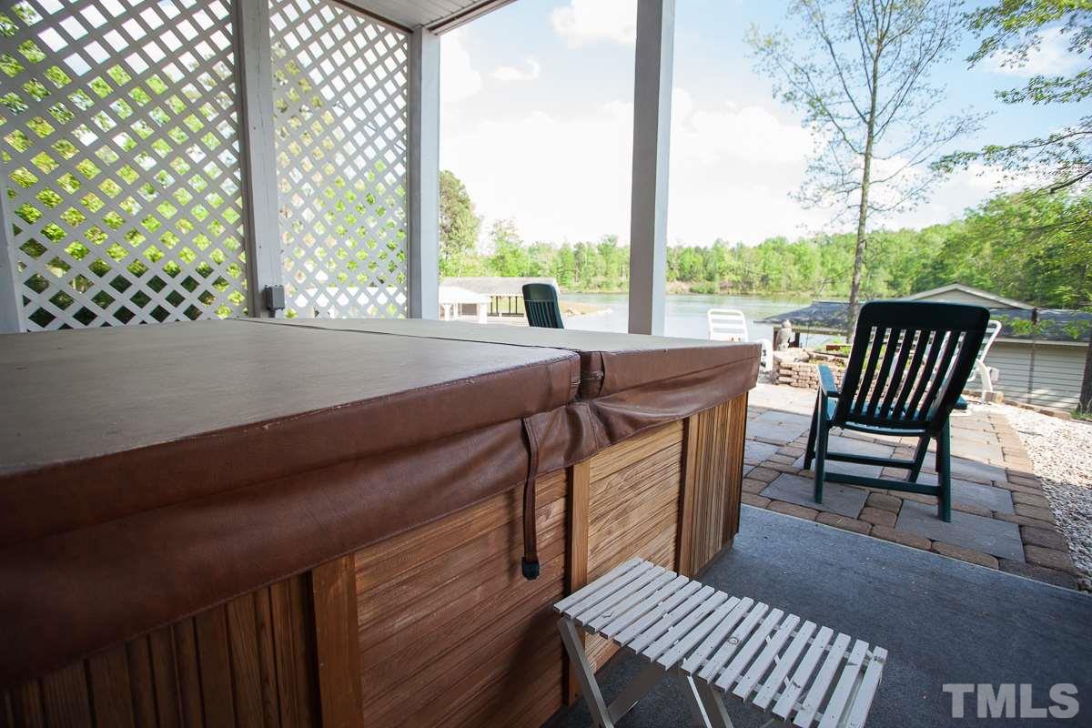 1140 Crystal Forest Drive, Semora, NC 27343