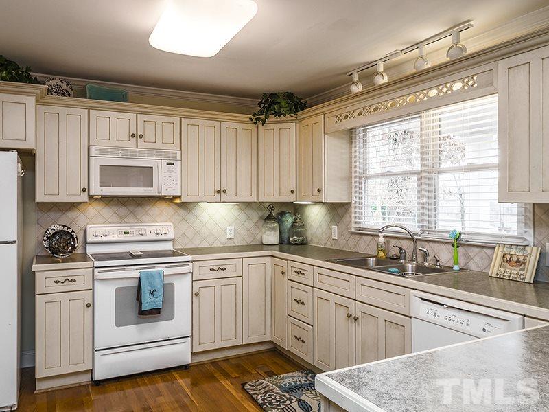 115 Forest Shores Drive, Semora, NC 27343