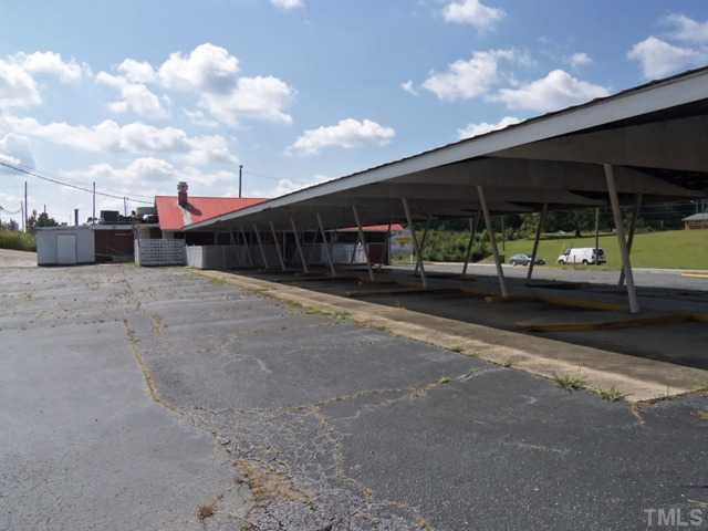1110 N Second Avenue, Siler City, NC 27344