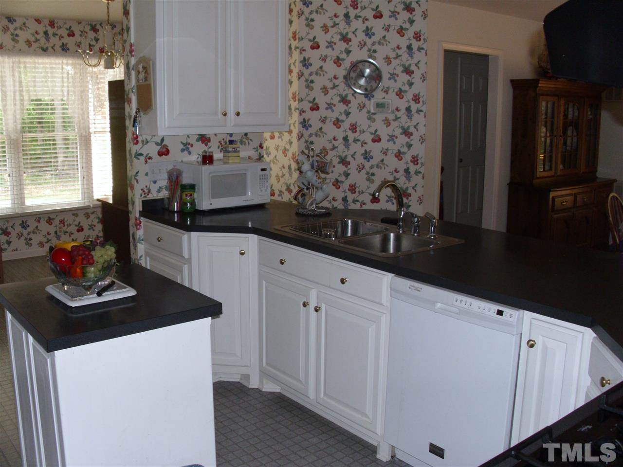 394 PINE COURT Drive, Siler City, NC 27344