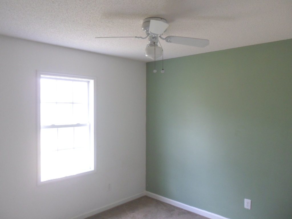129 Pineywood StThomasville, NC, 27360Davidson County