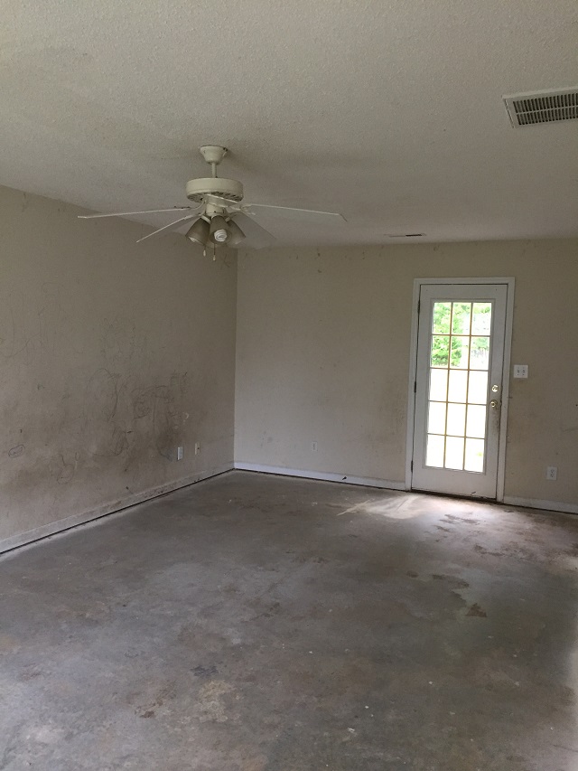 215 Collinswood LnGreensboro, NC, 27405Guilford County