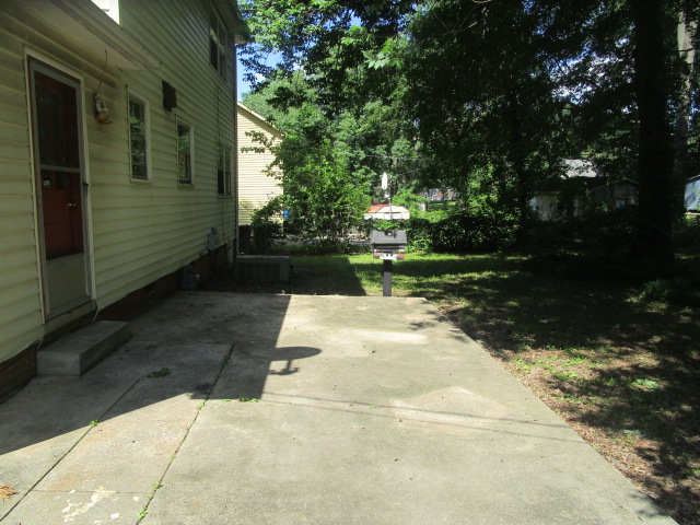 311 W MontcastleGreensboro, NC, 27406Guilford County