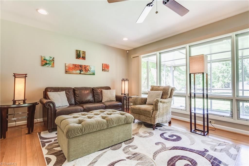 2015 Thayer Circle, Greensboro, NC 27407