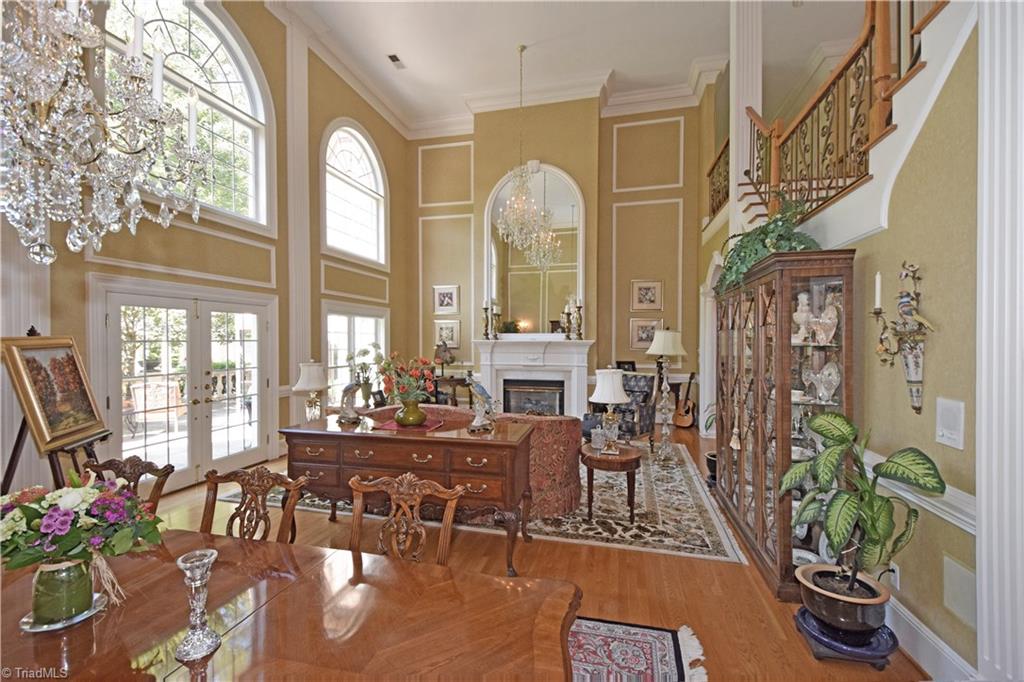 15 Clubview Court, Greensboro, NC 27410