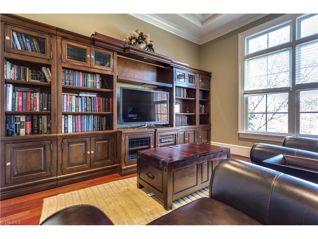 2104 Rockglen Lane, Greensboro, NC 27410