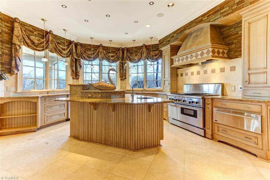 8607 Cedar Hollow Road, Greensboro, NC 27455