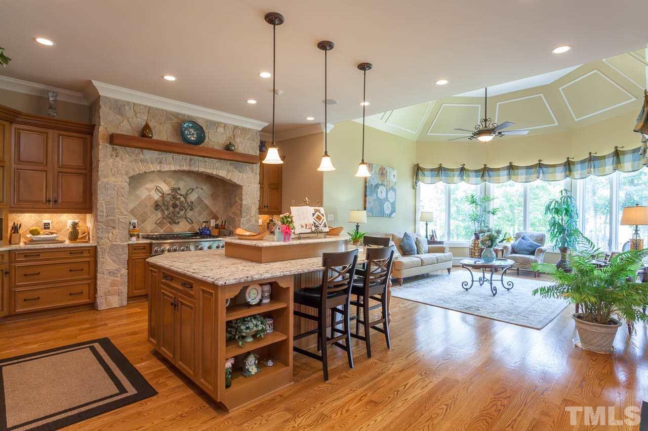 300 Edinburgh Drive, Cary, NC 27511