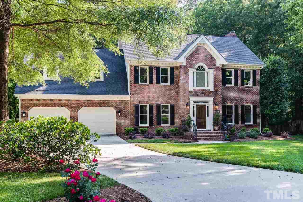 216 Stoneleigh Drive, Cary, NC 27511