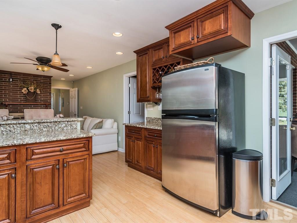 927 Washington Street, Cary, NC 27511