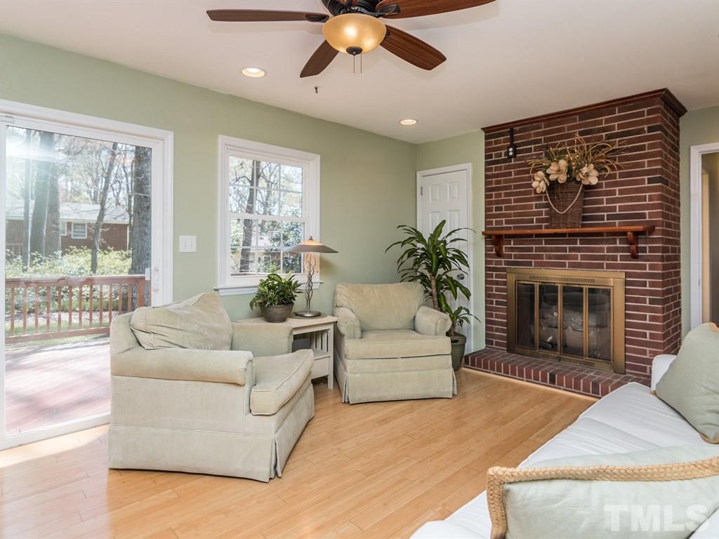 927 Washington Street, Cary, NC 27511
