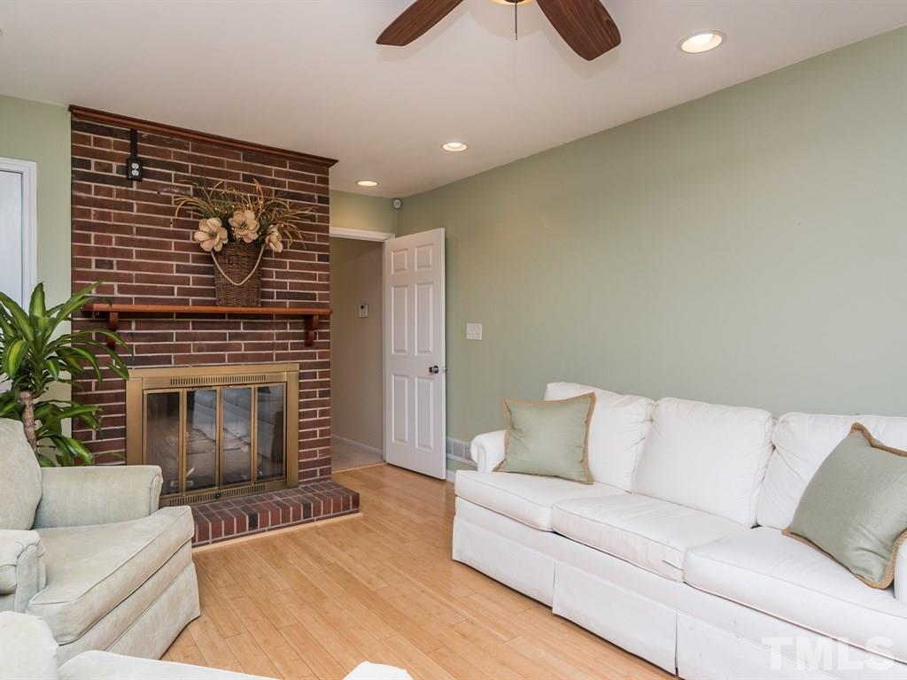 927 Washington Street, Cary, NC 27511