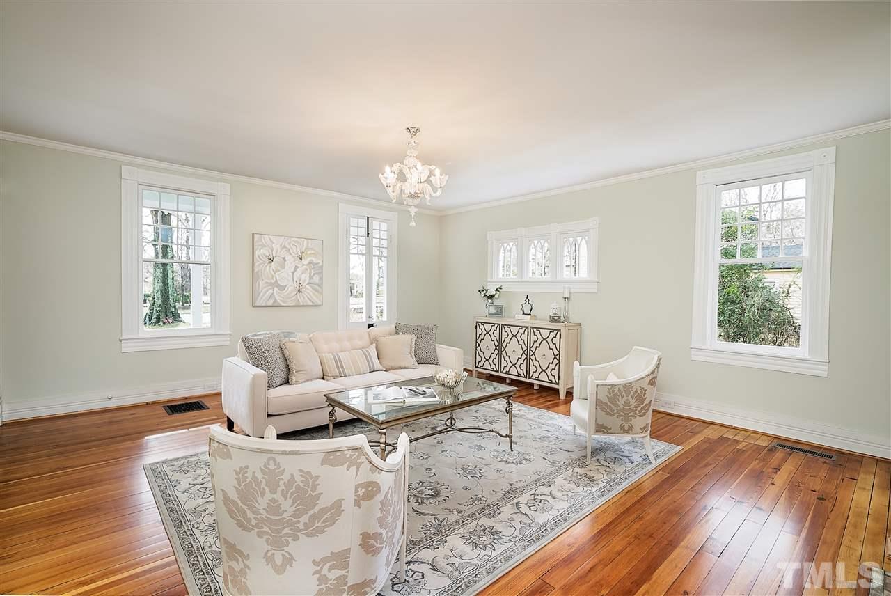 517 E Franklin Street, Chapel Hill, NC 27514