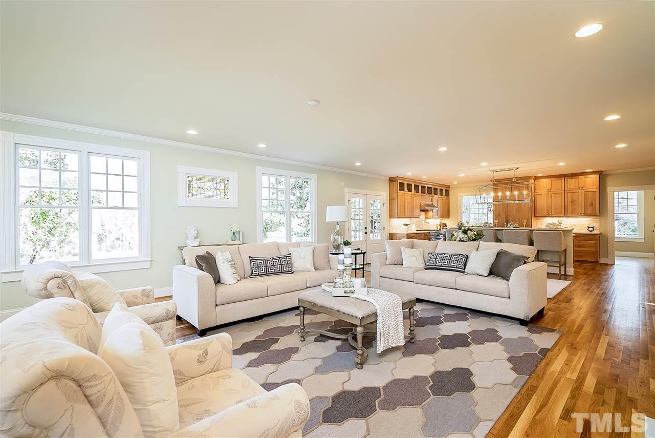 517 E Franklin Street, Chapel Hill, NC 27514