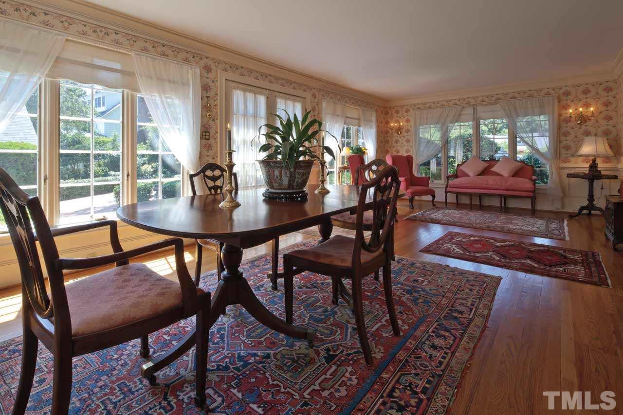 707 Gimghoul Road, Chapel Hill, NC 27514