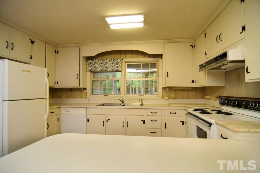 449 Lakeshore Lane, Chapel Hill, NC 27514