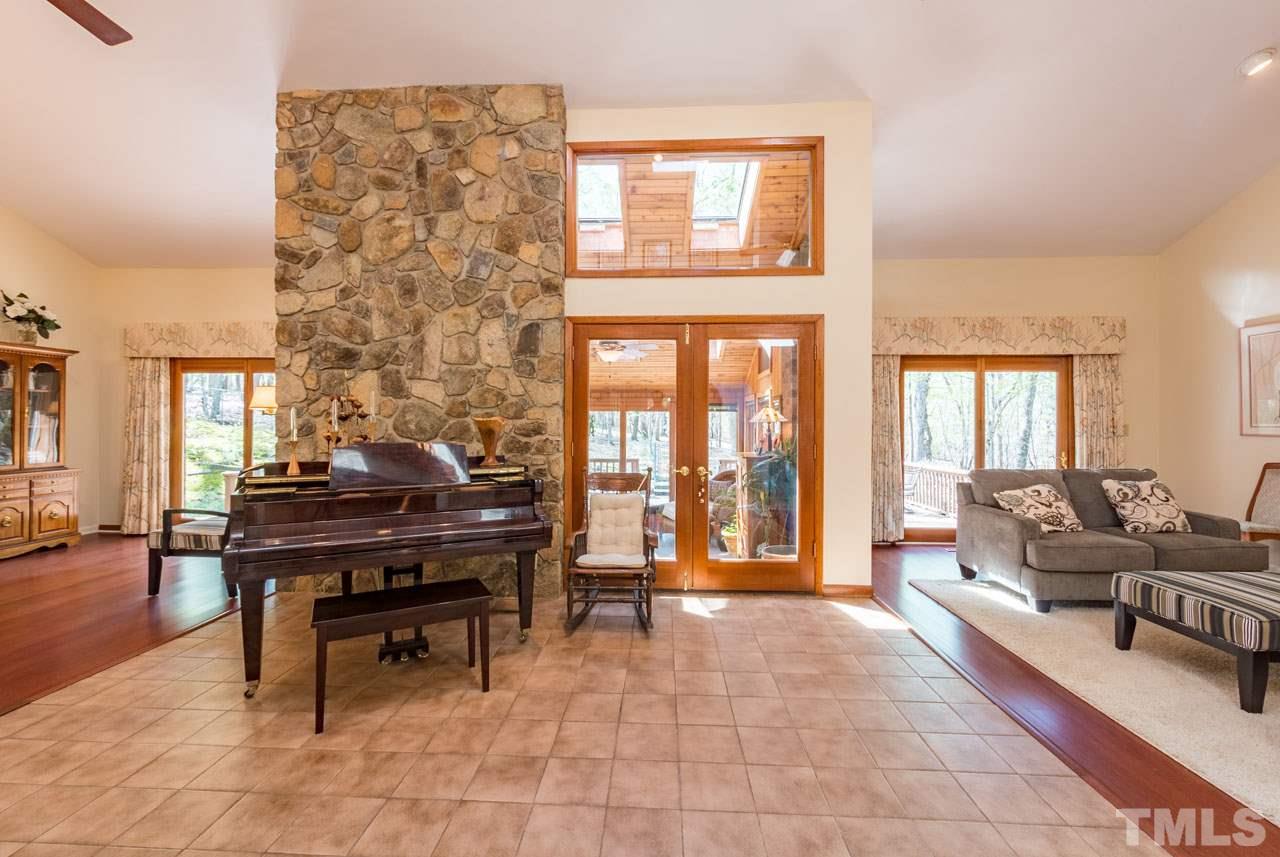 400 Britton Drive, Chapel Hill, NC 27516