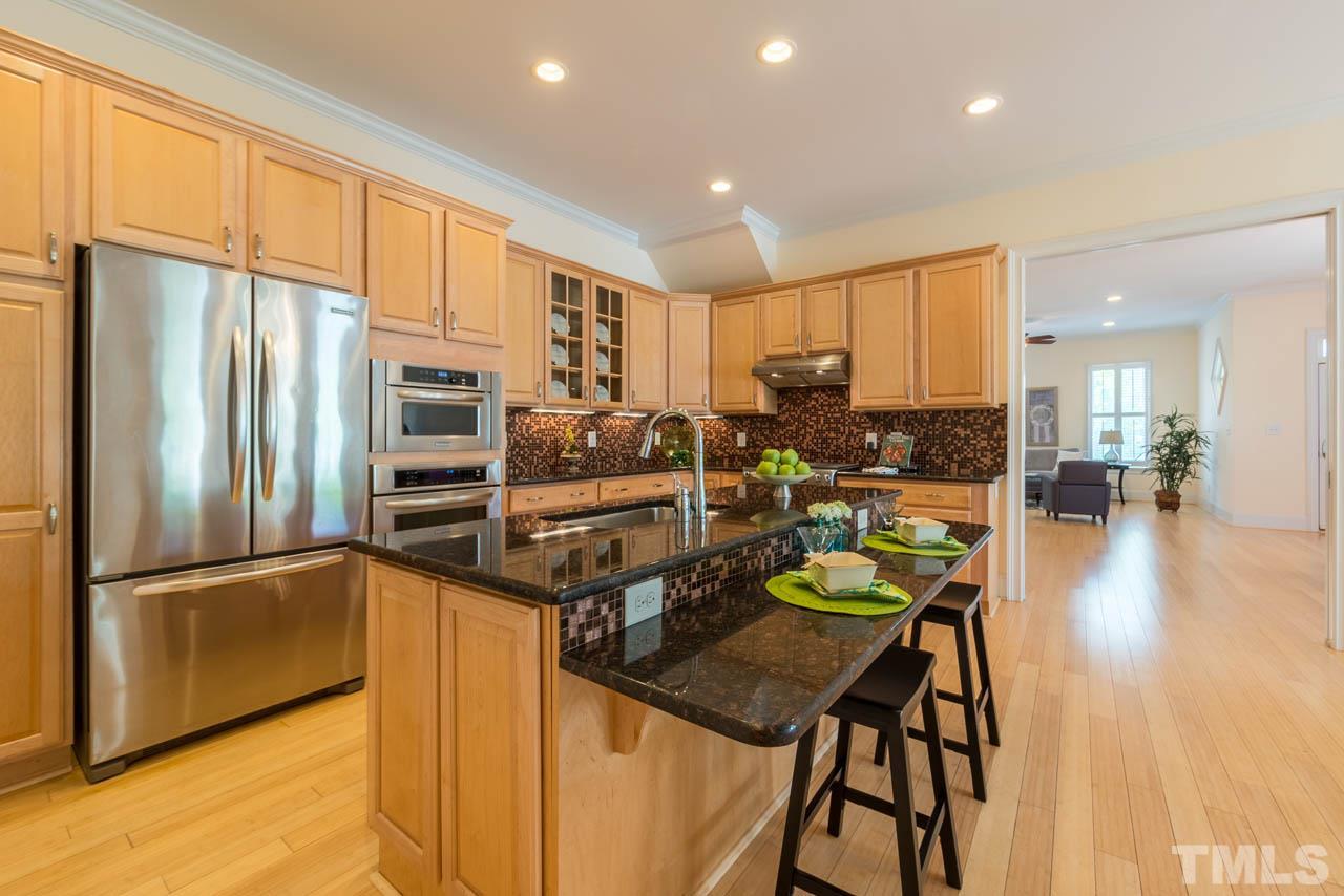 201 Della Street, Chapel Hill, NC 27516