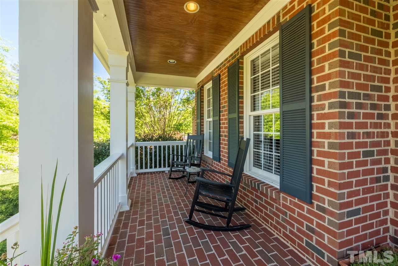 202 Oxfordshire Lane, Chapel Hill, NC 27517