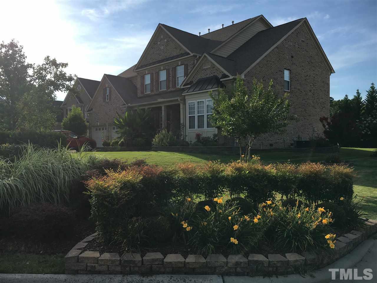 319 Ambermore Place, Cary, NC 27519
