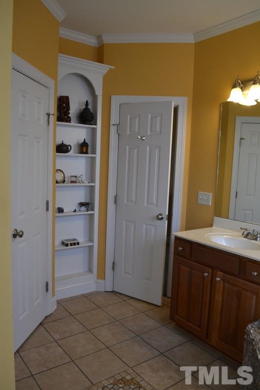 112 Joseph Alexander Drive, Fuquay Varina, NC 27526