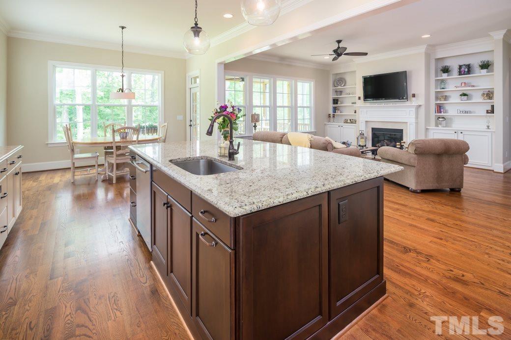 907 Cambridge Hall Loop, Apex, NC 27539