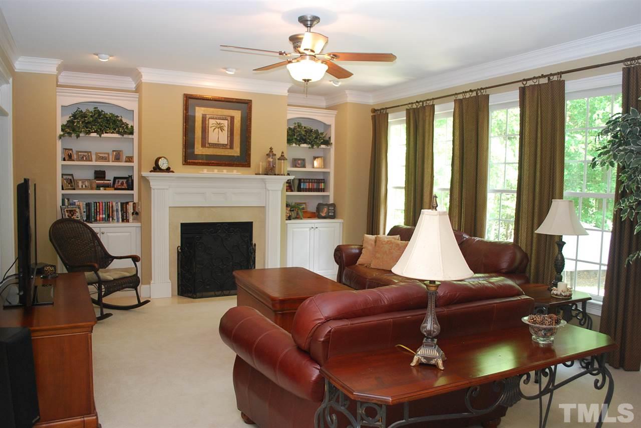 4717 Greenpoint Lane, Holly Springs, NC 27540