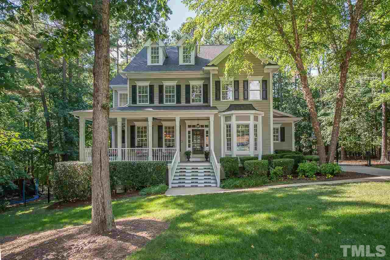 104 Tantallom Court, Holly Springs, NC 27540