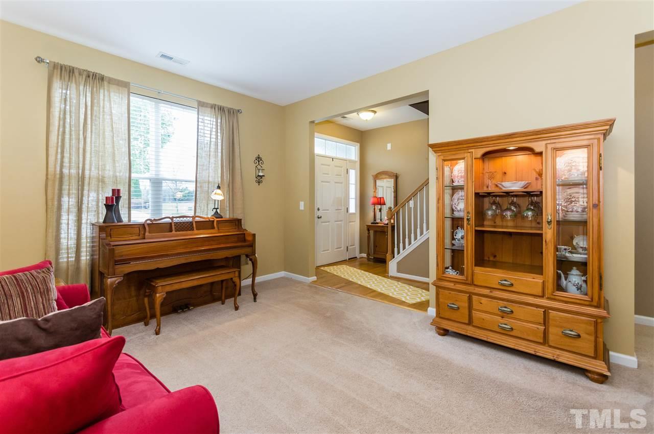 2120 Braedenfield Lane, Holly Springs, NC 27540