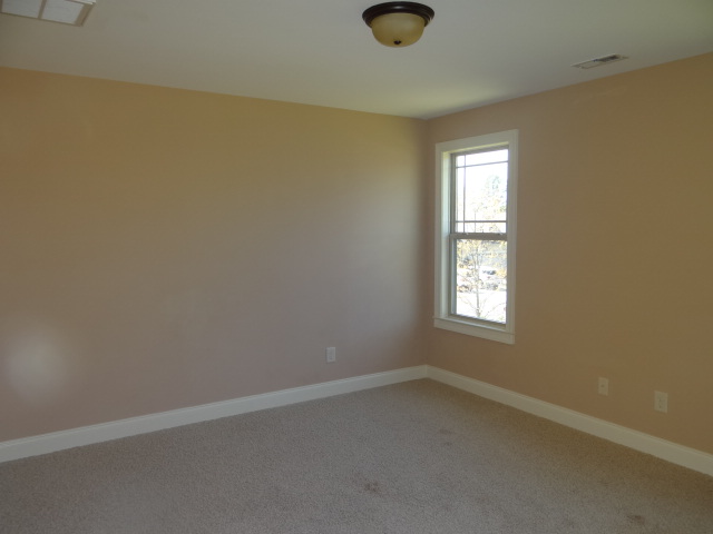 17 Larkspur CtYoungsville, NC, 27596Franklin County
