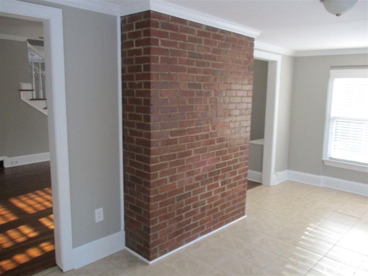 2320 Oxford Road, Raleigh, NC 27608