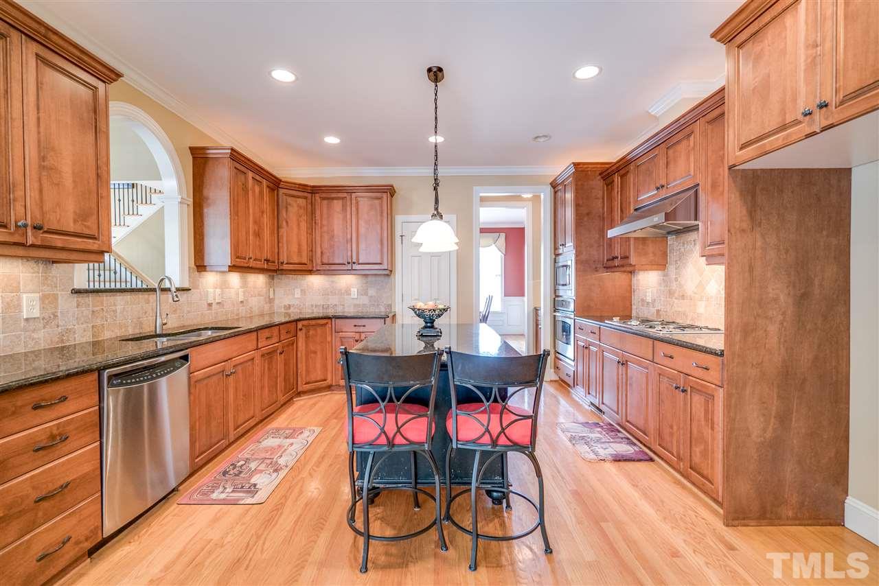 1401 Kings Crest Lane, Raleigh, NC 27614