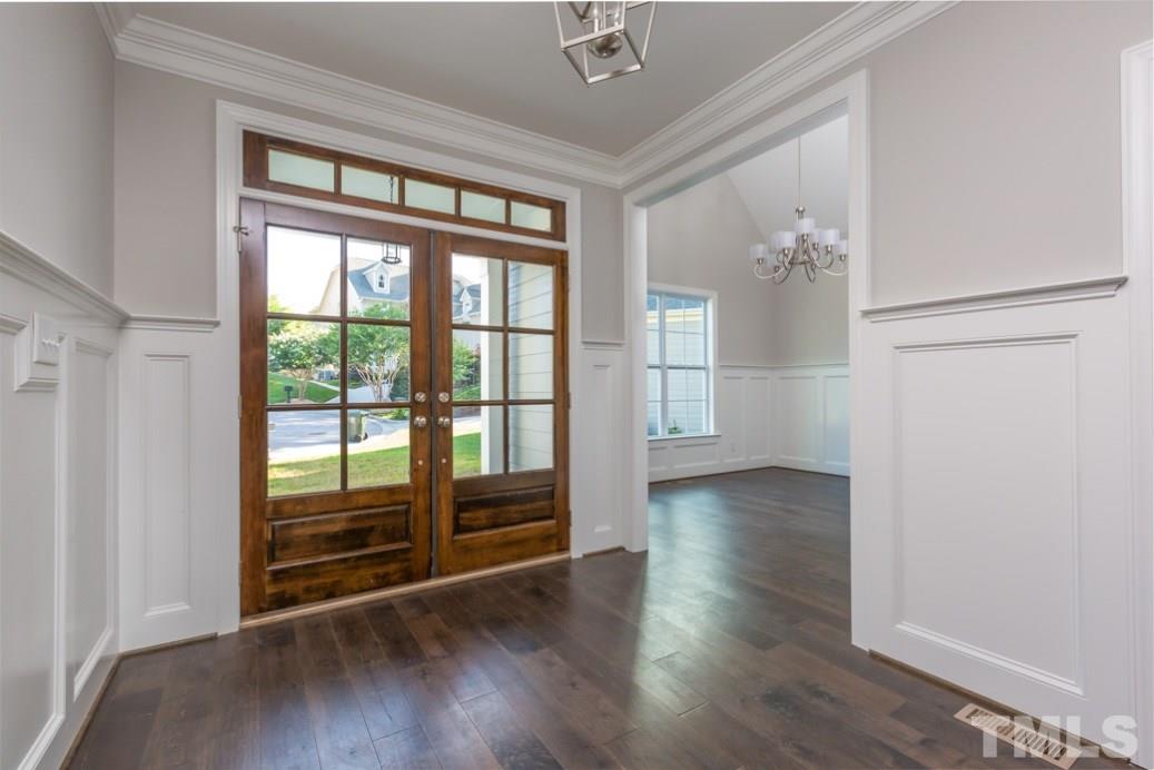 2824 Peachleaf Street, Raleigh, NC 27614