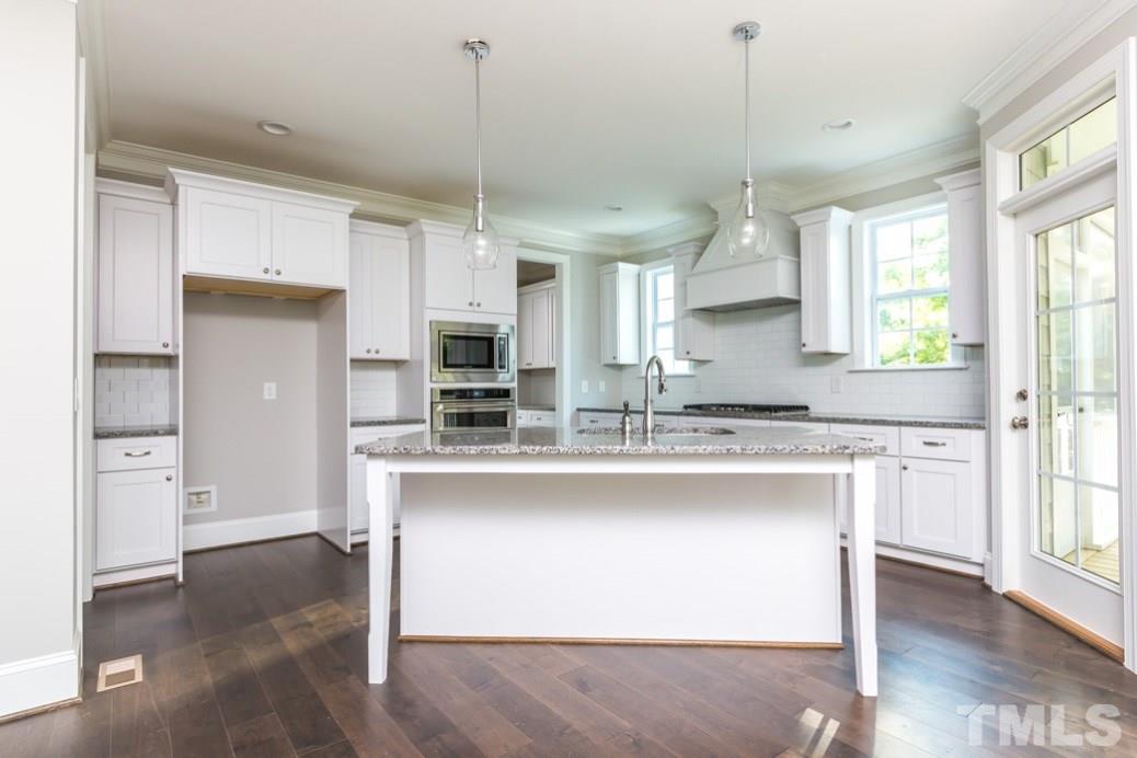 2824 Peachleaf Street, Raleigh, NC 27614