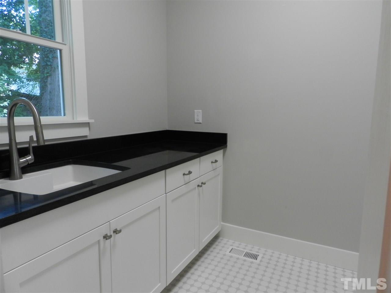 208 Northwood Circle, Durham, NC 27701