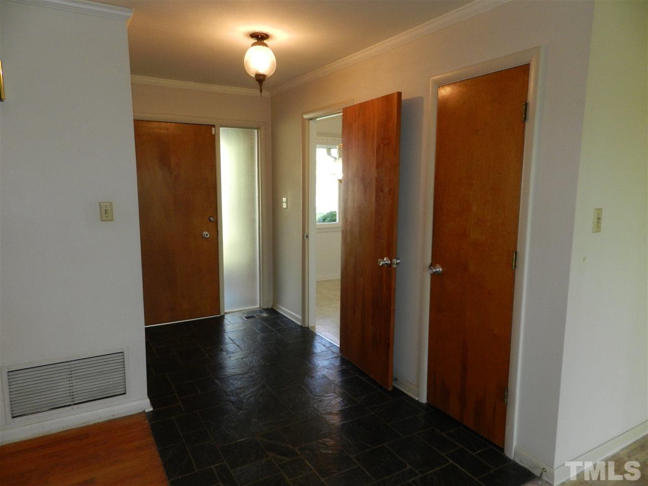 900 E Ellerbee Street, Durham, NC 27704