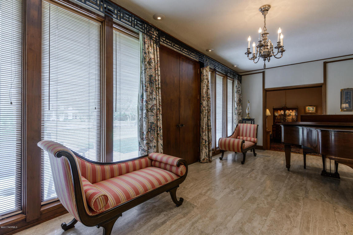 4328 Church Street, Farmville, NC 27828