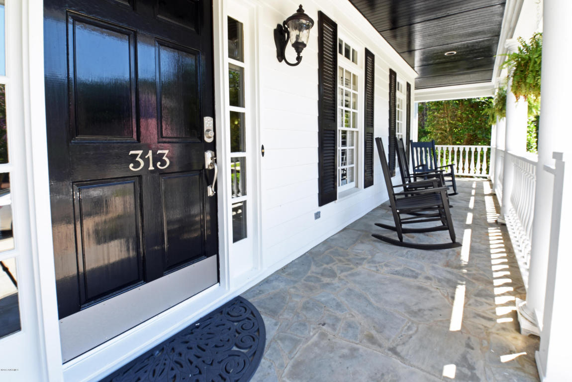 313 Woodspring Lane, Greenville, NC 27834
