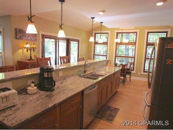 107 Lakewood Drive, Greenville, NC 27834