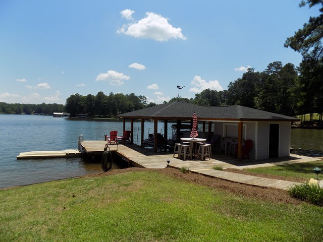 112 Cedar Pt, Littleton, NC 27850