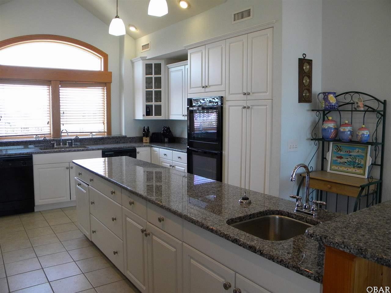 609 Wave Arch, Corolla, NC 27927