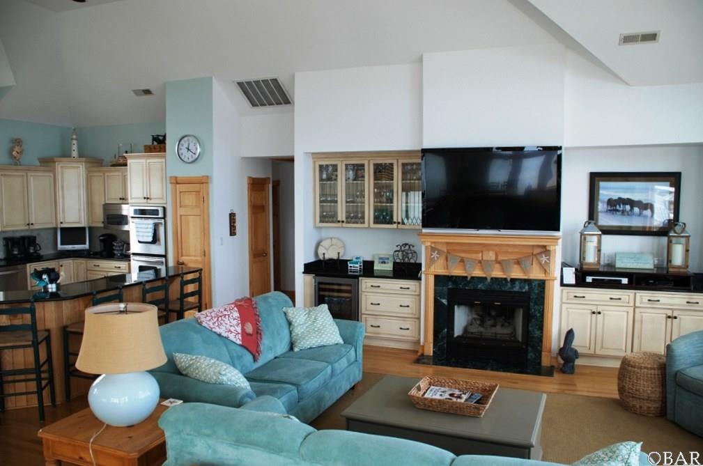 365 Deep Neck Road, Corolla, NC 27927