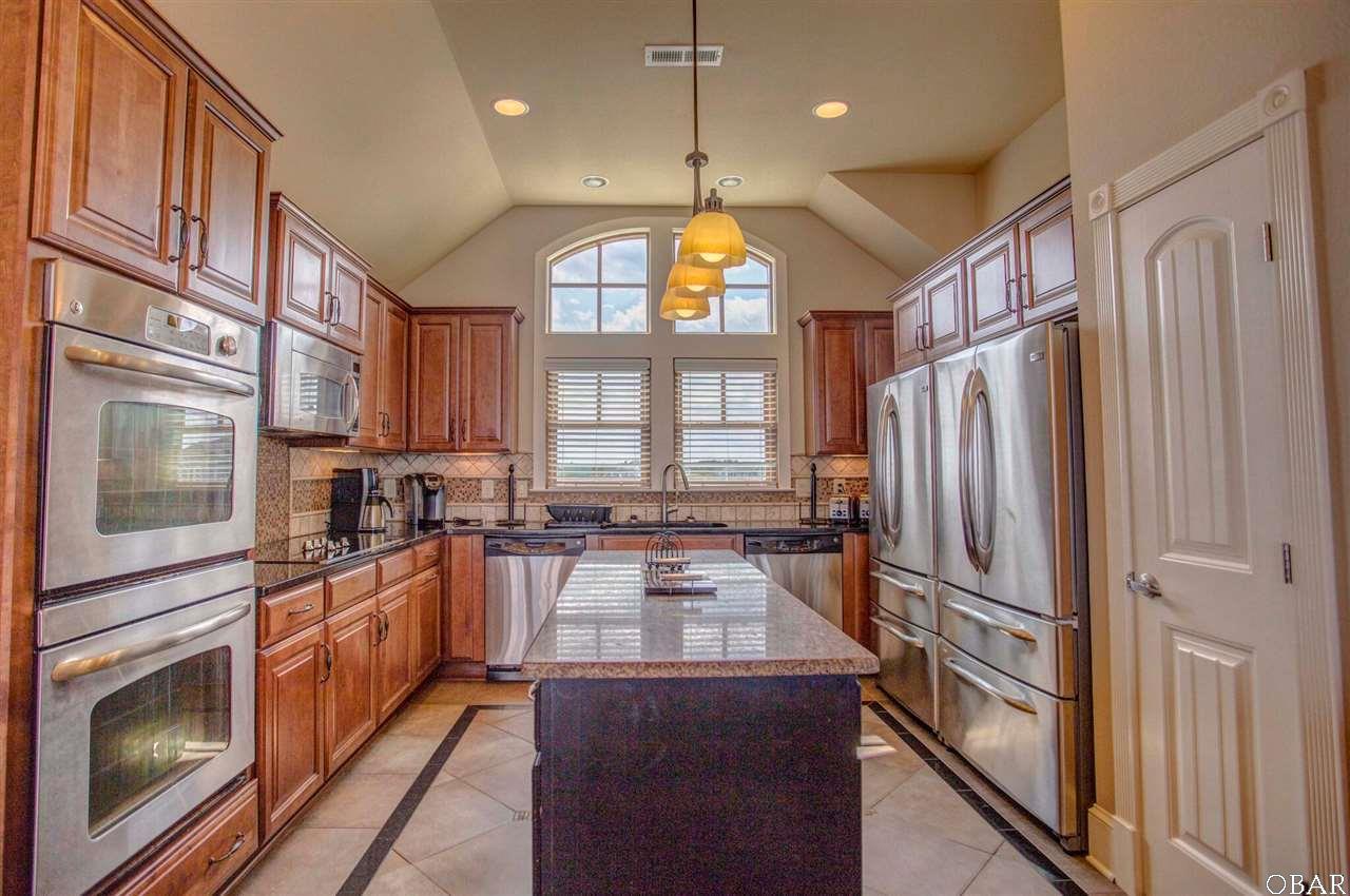 875 Lighthouse Drive, Corolla, NC 27927