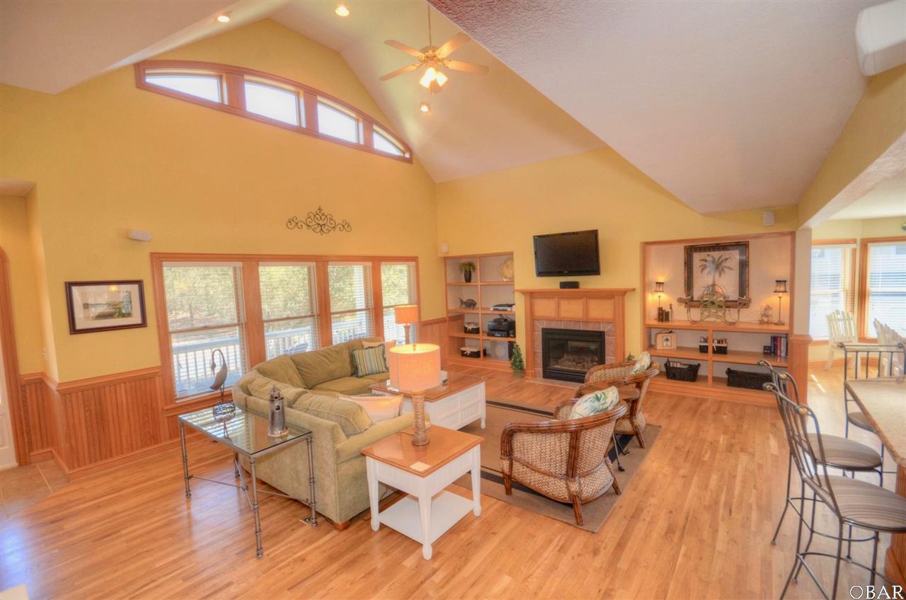 696 Hunt Club Dr, Corolla, NC 27927