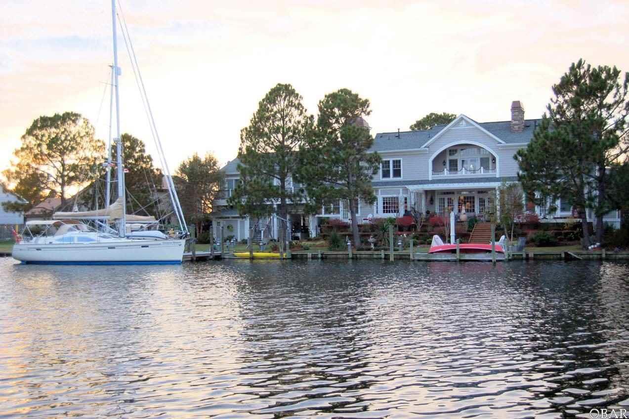 4001 Ivy Lane, Kitty Hawk, NC 27949