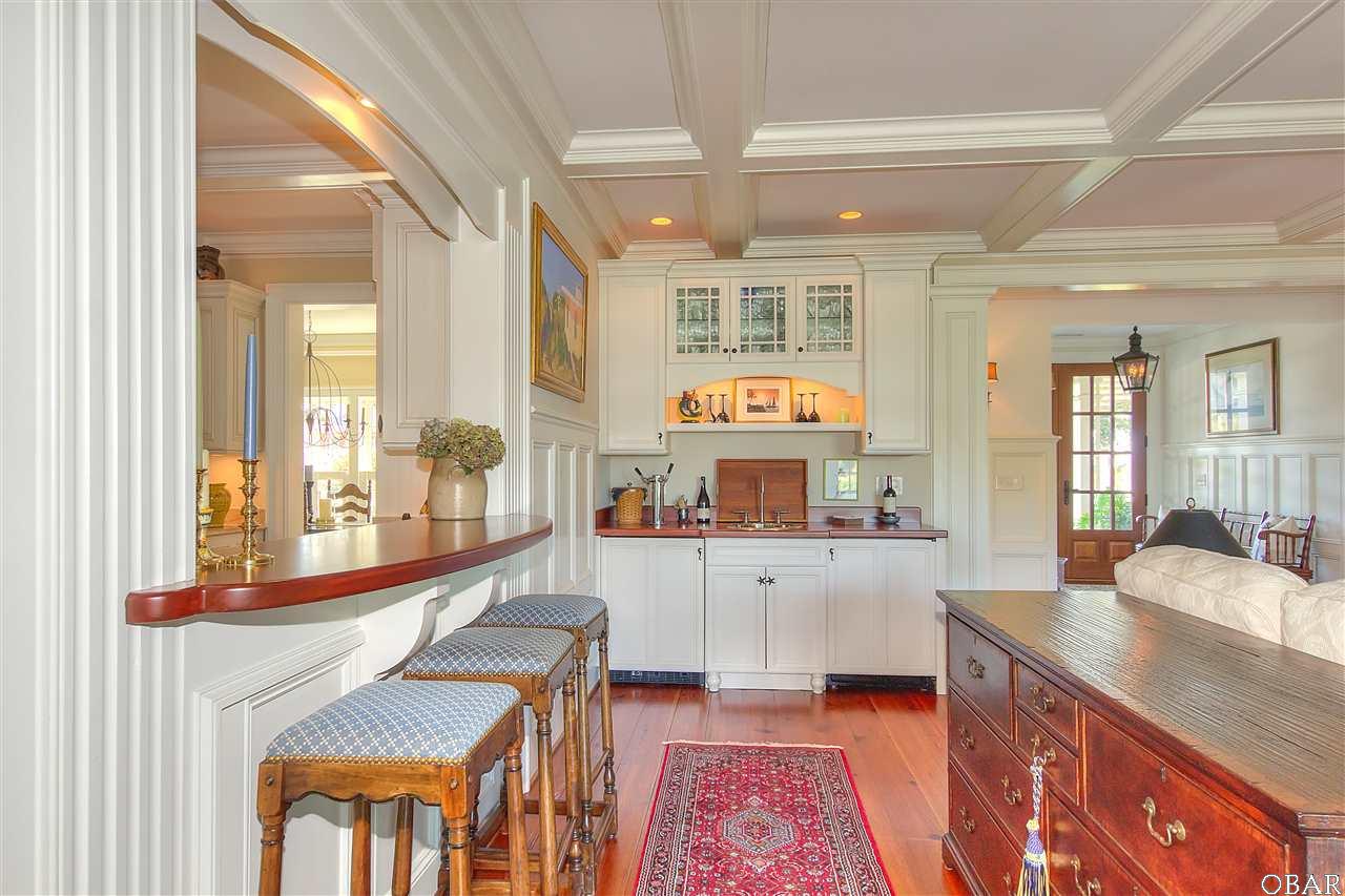 4001 Ivy Lane, Kitty Hawk, NC 27949